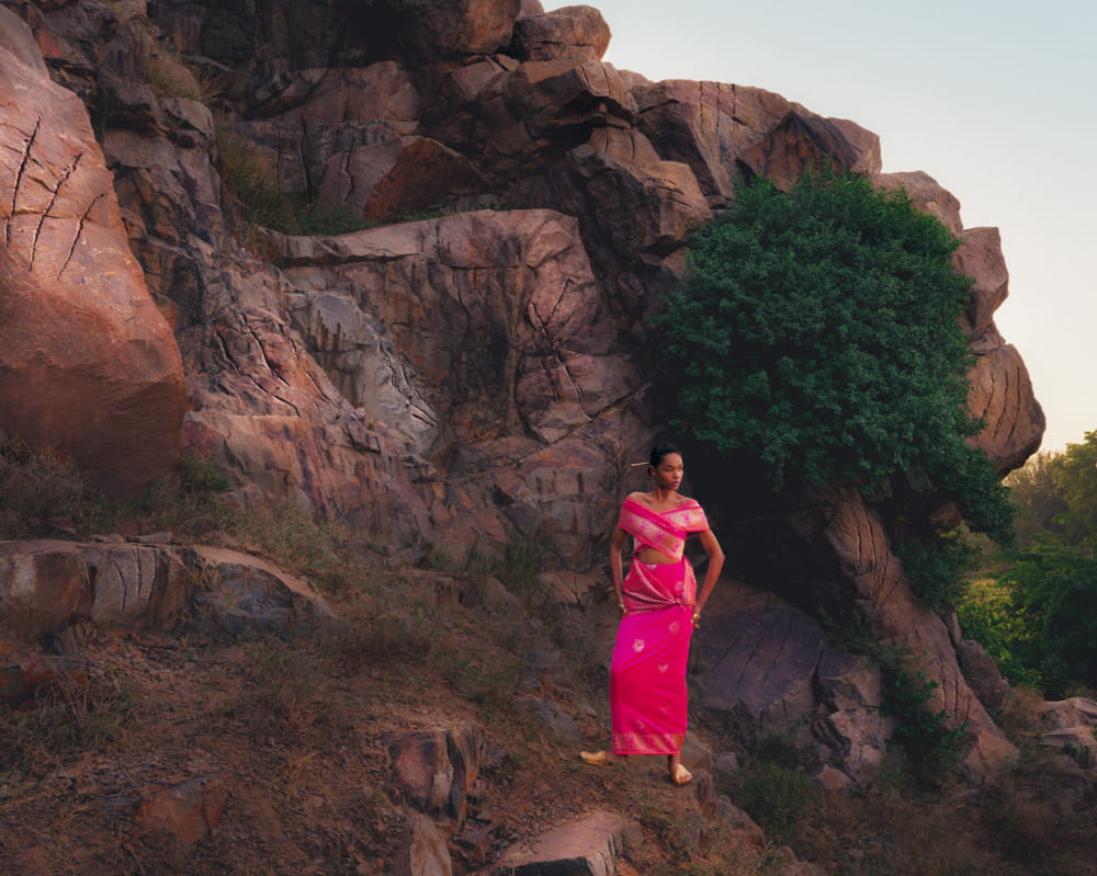 Shanti Banaras – ROAR