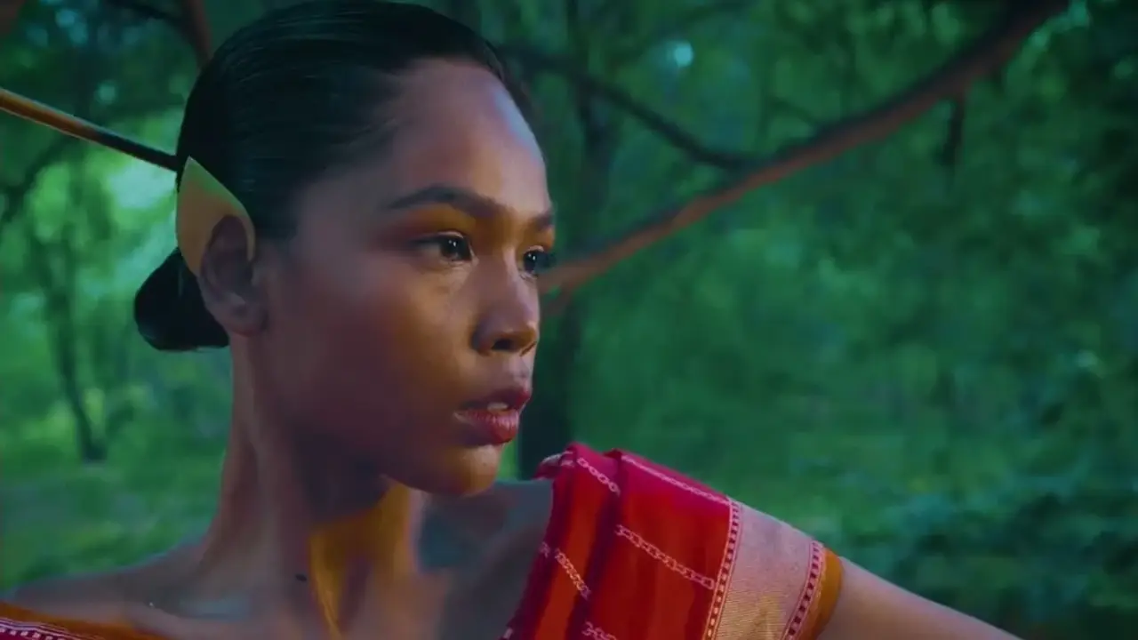 Shanti Banaras – ROAR